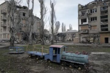 ОВА: у Покровську досі залишаються 1380 цивільних