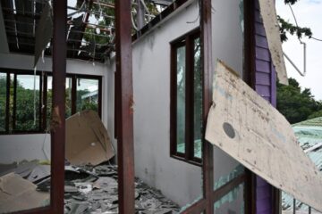 Таїланд оголосив воєнний стан у восьми регіонах