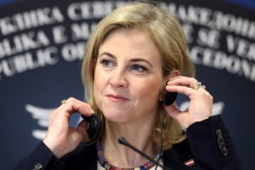 Дискусія про вступ до НАТО Австрії була би дуже корисною, ‒ очільниця МЗС країни
