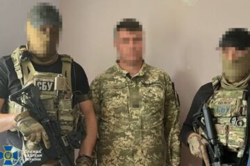 Готував удари РФ по аеродромах базування F-16 та Mirage: СБУ викрила “крота” у повітряних силах України
