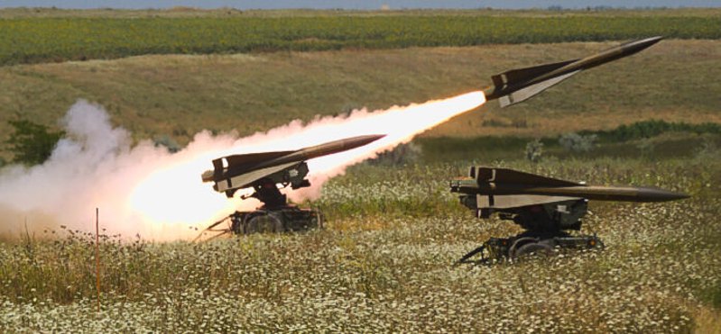 Пускові ЗРК MIM-23 HAWK під час стрільб на полігоні Капу-Мідія в Румунії 19 липня 2017 р.