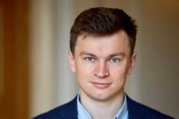 Нардеп Дмитро Костюк заявив про вихід з фракції “Слуг народу”
