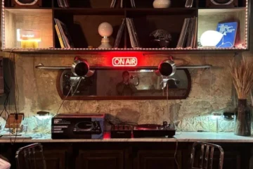 У Львові припинив роботу заклад Studio №2 від засновника бару People Place Bar
