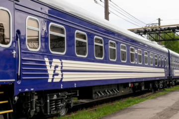 «Укрзалізниця» запускає жіночі купе ще на трьох маршрутах