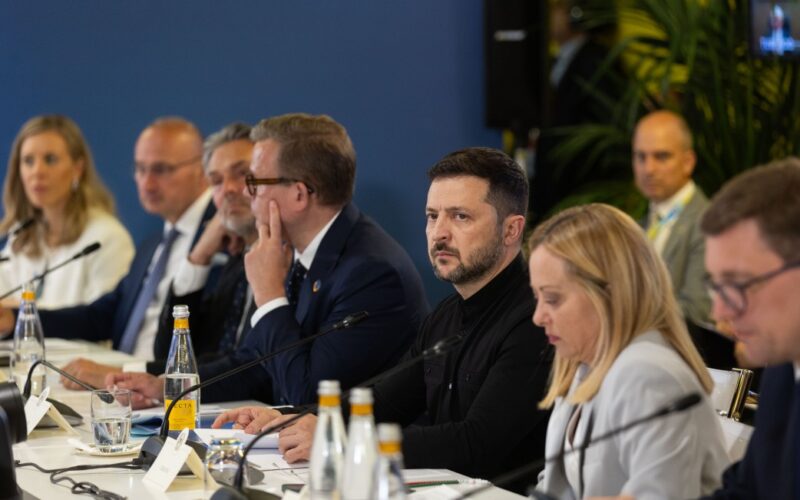 Коаліція охочих обговорила подальшу підтримку України, гарантії безпеки та посилення тиску на рф