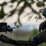 Система «бігунок» та снікерс з неба: військові про логістику росіян поблизу Вовчанська