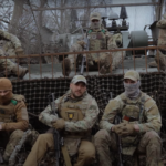 «Вночі переміщення постійно під плащами»: поблизу Куп’янська окупанти атакують, загортаючись у хламиди