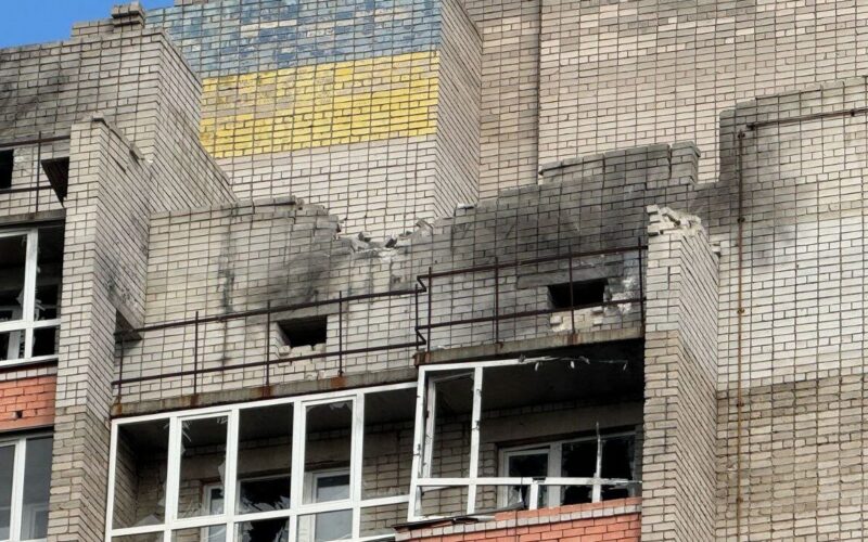 Окупанти вдарили ракетою по Дніпропетровщині — є загиблі та поранені