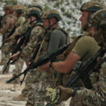 Коли легенди зустрічаються: «Холодний Яр» та «Азов» провели спільні навчання для інструкторів