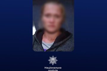 «Обрадовалась рускім кніжкам»: підозру оголосили колаборантці, яка втекла до росії