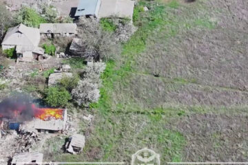 Забіг зі смертю: чим закінчилася для окупанта спроба втекти від FPV-дрона через поле