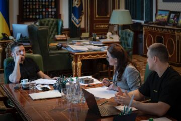 Президент визначив завдання для оновленого уряду: пріоритет — власна зброя та дрони