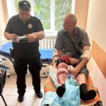 «Вийшов у двір — і прилетів дрон»: на Чернігівщині росіяни атакували цивільного на його ж подвір’ї