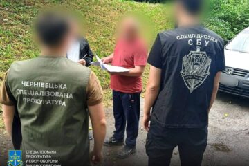 Закупив деревину для ЗСУ на 3 млн грн дорожче: полковнику повідомили про підозру