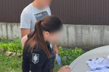 $2000 за «вирішення питання» з ТЦК: на Харківщині на хабарі викрили посадовця поліції