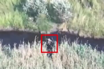 Поліз у воду і згорів — наші бійці знищили «штурмовиків-одинаків» на Покровському напрямку