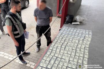 Подорож за кордон за €6000: викрили організатора незаконного трансферу до Молдови