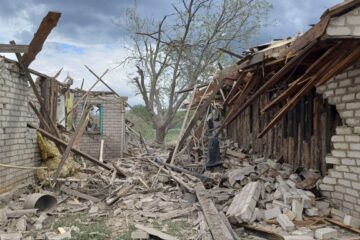 Росія атакувала два райони Дніпропетровщини: семеро поранених, серед них дитина