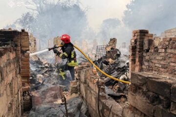 Під час нічного обстрілу рф дрони-перехоплювачі збили десятки цілей — Президент 