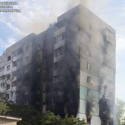 Окупанти атакували багатоповерхівку в Куп’янську: четверо поранених мирних жителів