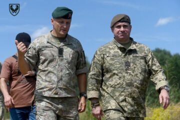 В Україні делегація литовських сержантів вивчала бойовий досвід Сил оборони