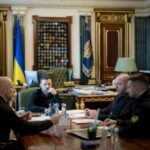 Постачання і виробництво зброї: Президент провів нараду щодо оборонної сфери