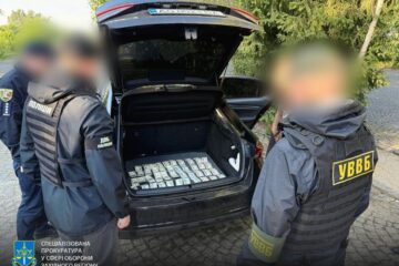 Хотів підкупити прикордонника, а той здав його: на Закарпатті викрили схему переправлення ухилянтів