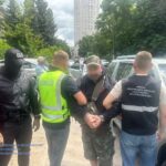 Продавав відстрочки від служби: у Києві затримали командира