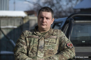 «Треба розуміти, коли відсиджуватися, а коли бігти»: бойовий медик про особливості тактичної медицини в бойових умовах