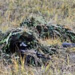 Без парасольок, проте у листі: Сили оборони про маскувальні трюки ворога