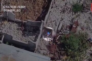 Пілоти 63 ОМБР розносять ворожі укриття та заживо ховають росіян під завалами
