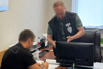 Експосадовця Міноборони підозрюють у розтраті мільярда гривень на закупівлі продуктів для ЗСУ