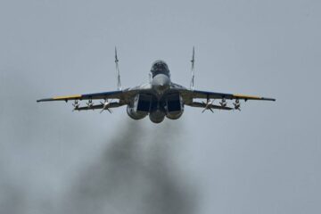 Залітають у «пащу» ворожого ППО, щоб нищити ворога: авіація за місяць знищила 76 цілей