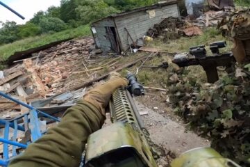 Кадри з GoPro: бійці спецпідрозділу ГУР «Кракен» показали зачистку Сумщини, зняту від першої особи