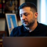 Володимир Зеленський відреагував на рішення Угорщини щодо заборони на в’їзд Командувачу СБС ЗСУ