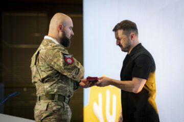 Дев’ять діб під вогнем: поранений штурмовик зупинив ворога і врятував двох побратимів
