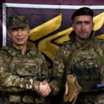 Десантник, який збив близько сотні дронів, отримав «Золотий хрест» від Головнокомандувача