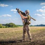 «Снаряд розірвався поряд, вогонь зупинила мокра земля»: історія воїна, якого дощ врятував від смерті