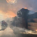 На Київщині через російську атаку горіло меблеве підприємство