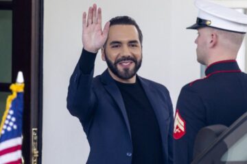 У Сальвадорі парламент дозволив президенту балотуватися на посаду безліч разів