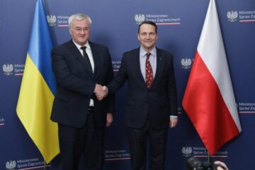 Сьогодні Сибіга зустрінеться із Сікорським у Польщі