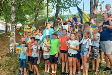 Українські  діти-сироти в Європі: залишити в безпеці чи повернути додому?