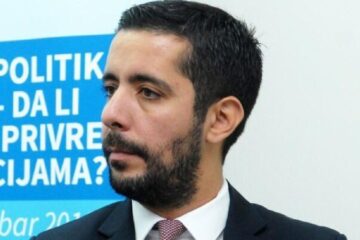 У Сербії ексміністра заарештували у справі обвалу на залізничному вокзалі