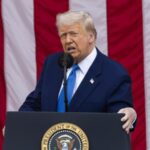 Трамп пообіцяв “суттєво” підвищити мита для Індії через російську нафту