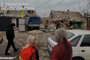 Влада закликає евакуюватися жителів херсонського мікрорайону Корабел