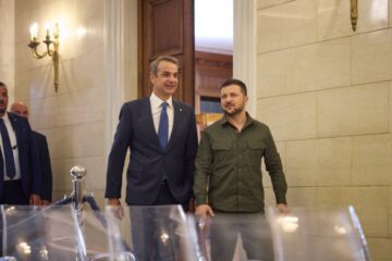 Зеленський: Греція пропонує відновлювати портову інфраструктуру Одеси