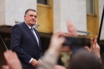 ЦВК Боснії і Герцеговини скасувала мандат президента Республіки Сербської Додіка