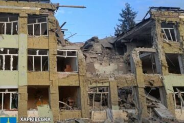Російські окупанти вдарили по Боровій на Харківщині, є постраждалий