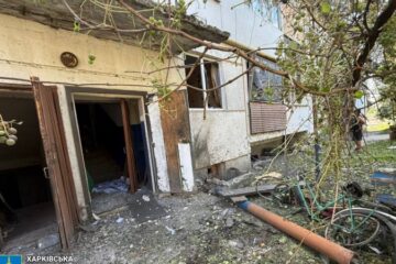 Унаслідок російських ударів по Куп’янську постраждали дві людини