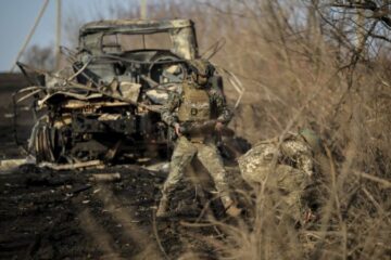 Часів Яр перебуває під повним вогневим контролем Сил оборони, запевняють військові